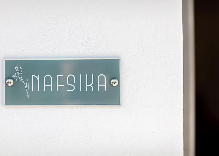 Nafsika Apt., Next To The Beach!