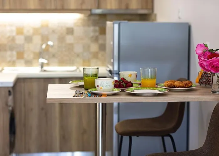 Nafsika Apt., Next To The Beach! Apartment *