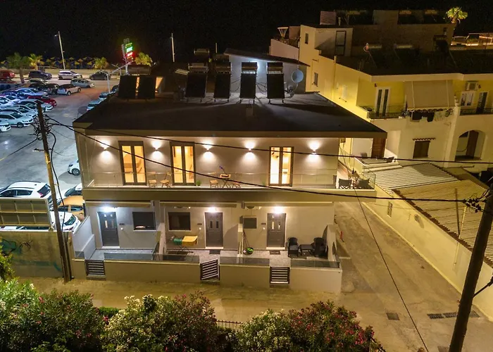 Nafsika Apt., Next To The Beach! Apartment *