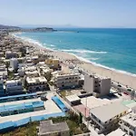 Nafsika Apt., Next To The Beach!