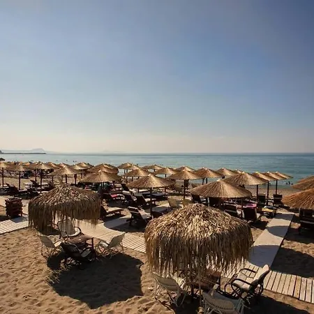 Nafsika Apt., Next To The Beach! Rethymno