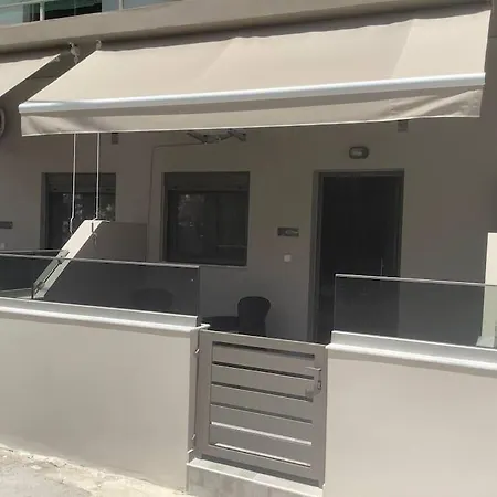 Nafsika Apt., Next To The Beach! Apartmán *