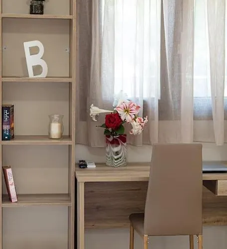 Nafsika Apt., Next To The Beach!